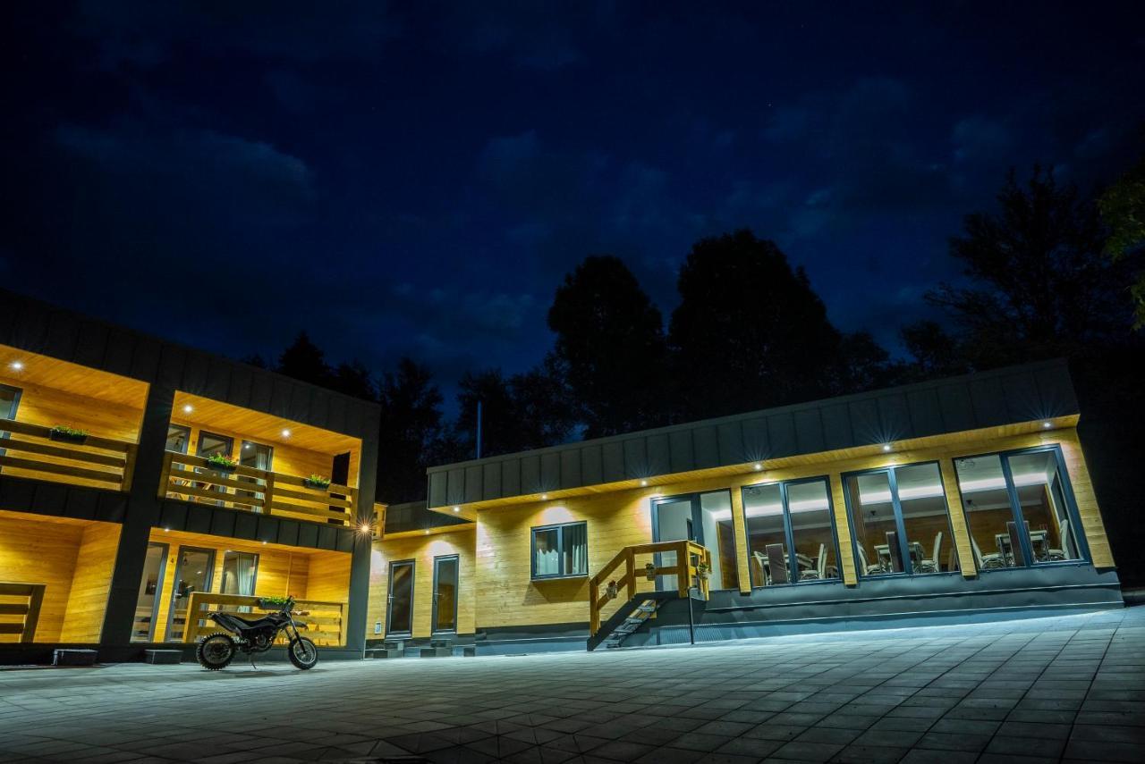 Casa Izvorul Negru Moisei Bed & Breakfast Luaran gambar
