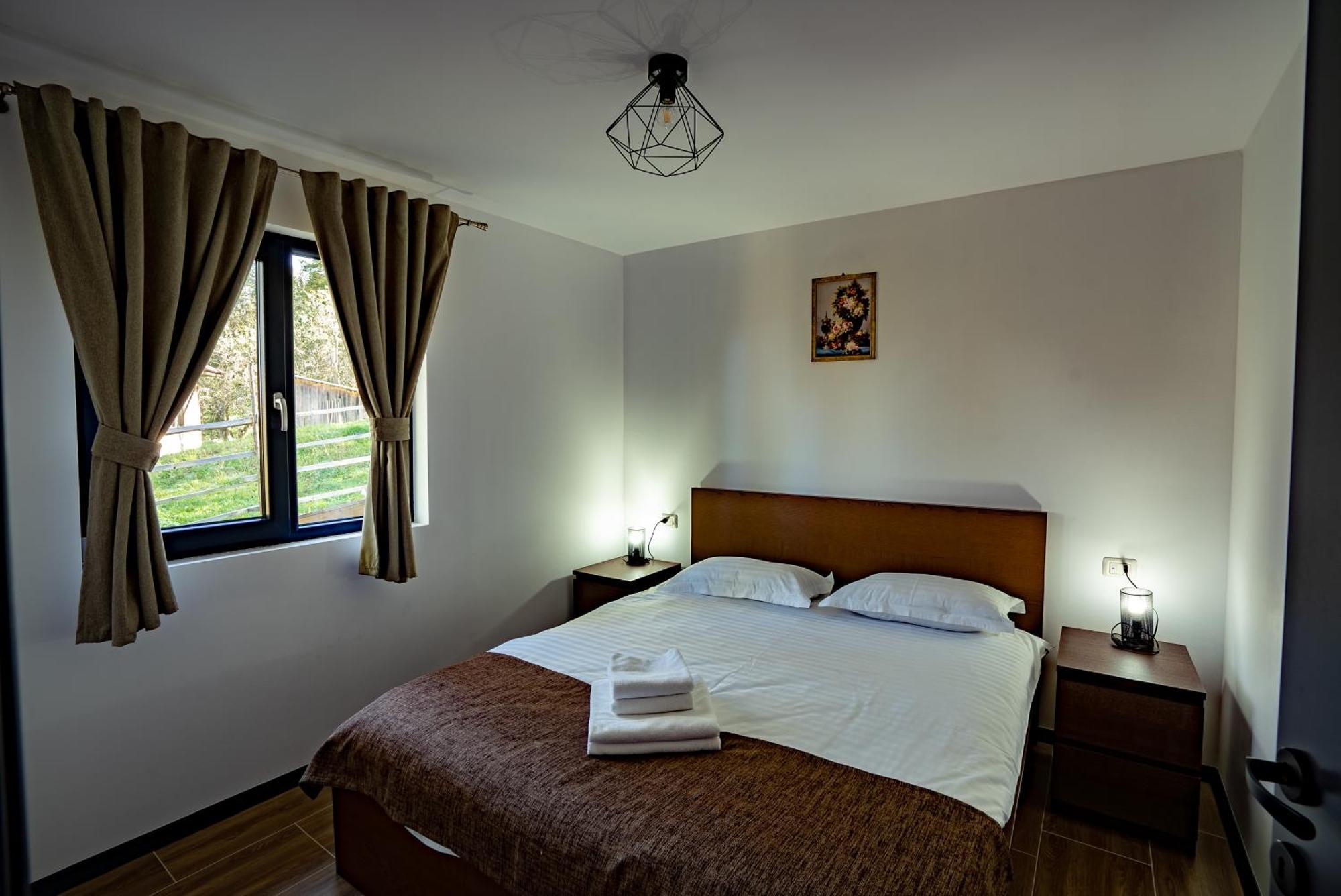 Casa Izvorul Negru Moisei Bed & Breakfast Luaran gambar